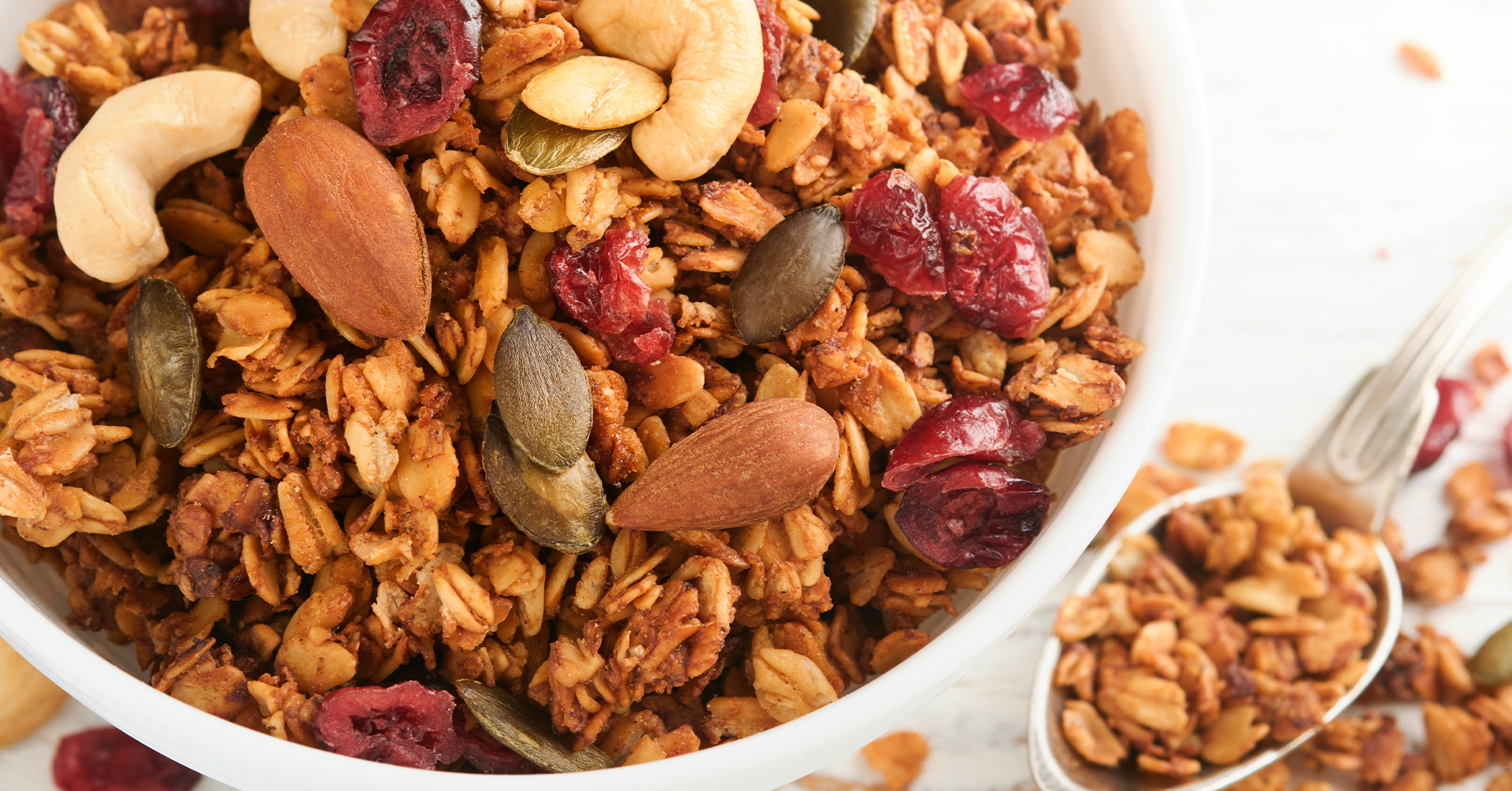 Granola con fruta deshidratada, ¿cuáles son sus beneficios?