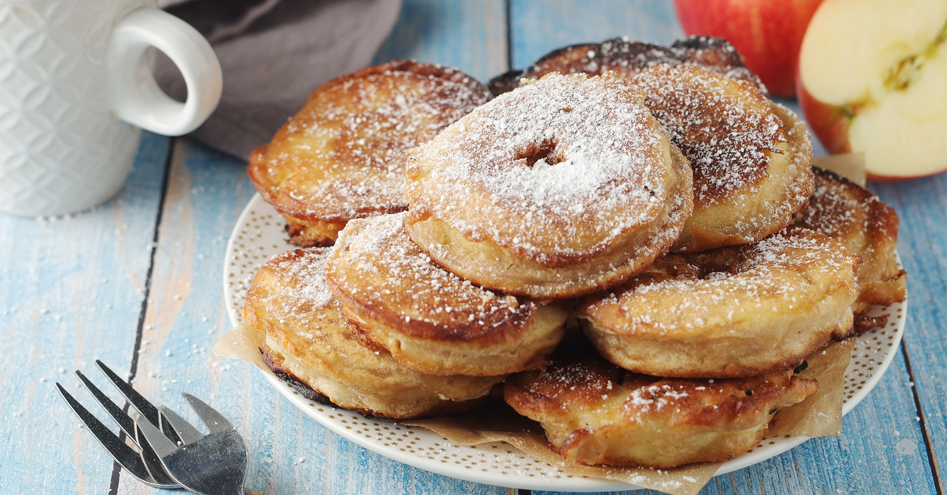 Aros de manzana capeados